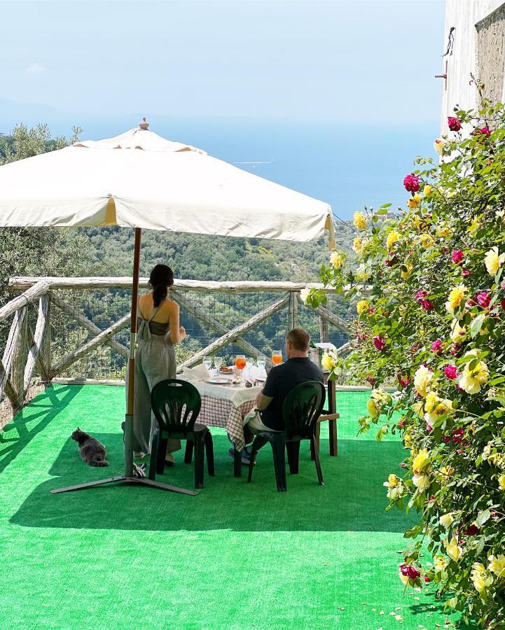 Вилла Agriturismo Le Grottelle Сант-Агата-суи-Дуэ-Гольфи Экстерьер фото